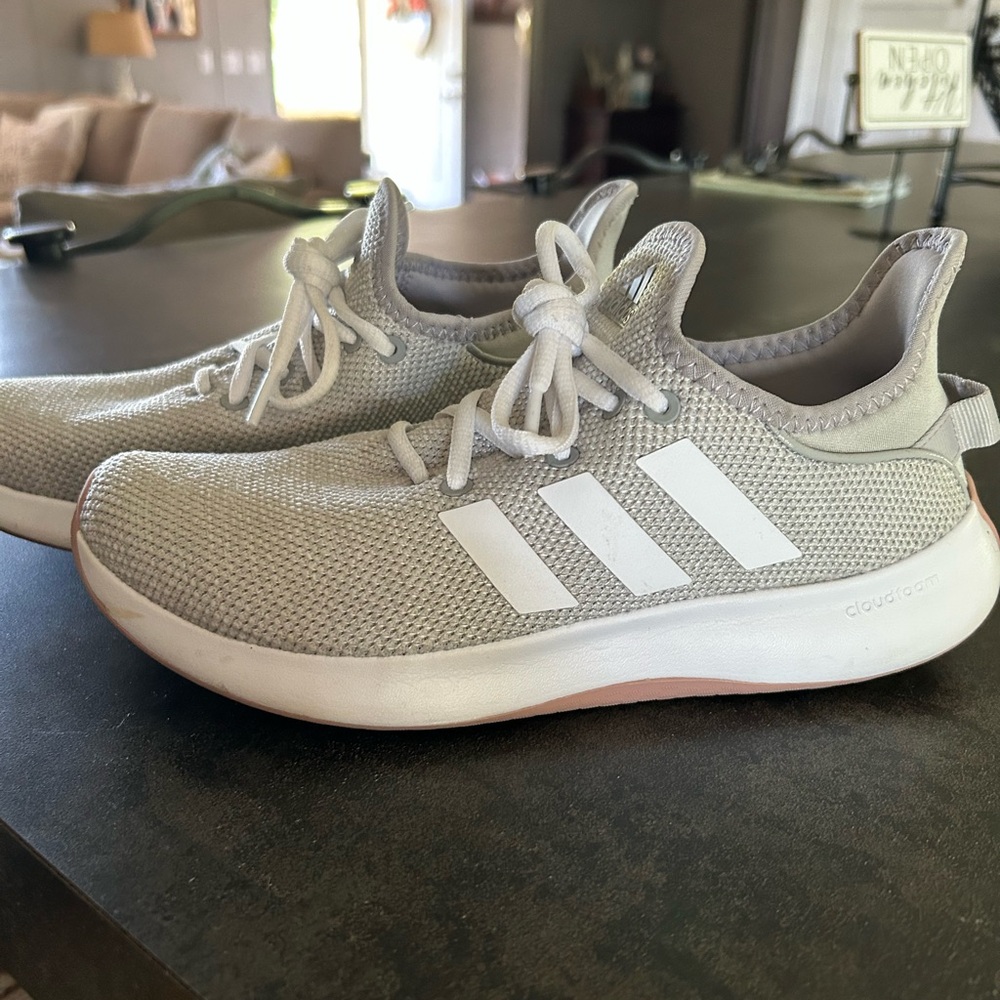 Adidas Cloudfoam